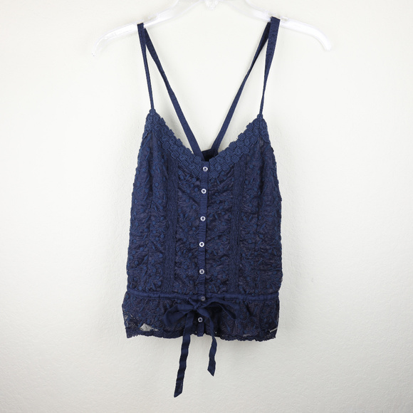 Elegant Navy Lace Women’s Top - Picture 1 of 3